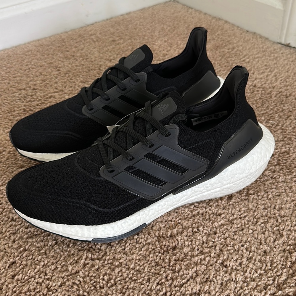 Adidas ULTRABOOST 21